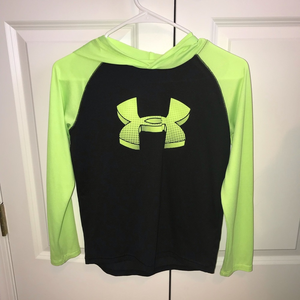 Youth size medium boys Under Armour Hoodie
